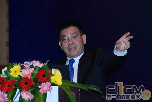 广西柳工机械股份有限公司总裁曾光安发言