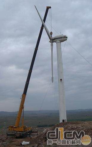 徐工重型设备助力内蒙古特大重大风电施工项目