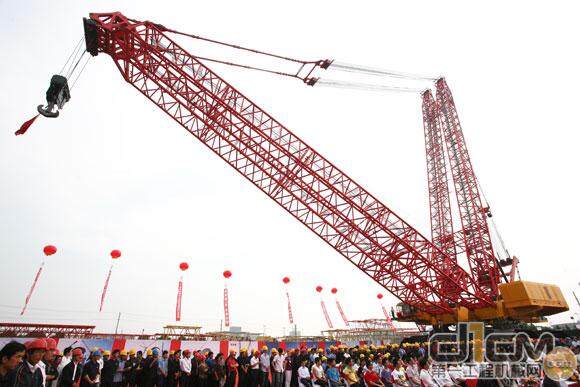 全球第一吊——三一3600吨履带起重机