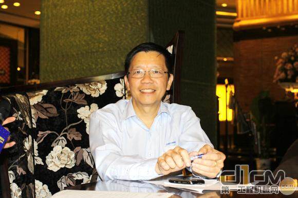 马尼托瓦克（中国）租赁有限公司董事总经理潘俊吉