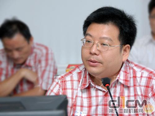 中联重科混凝土机械营销公司总经理助理杨晓东