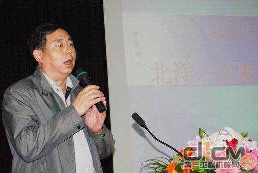 天津大学党委副书记李义丹发表讲话