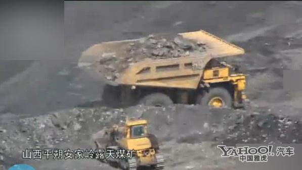 930E卡车在山西平朔安家岭煤矿作业