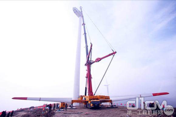 亚洲首台千吨级全地面起重机SAC12000风电项目全球首演现场盛况