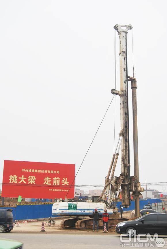 宇通重工旋挖钻机助力郑州市政建设