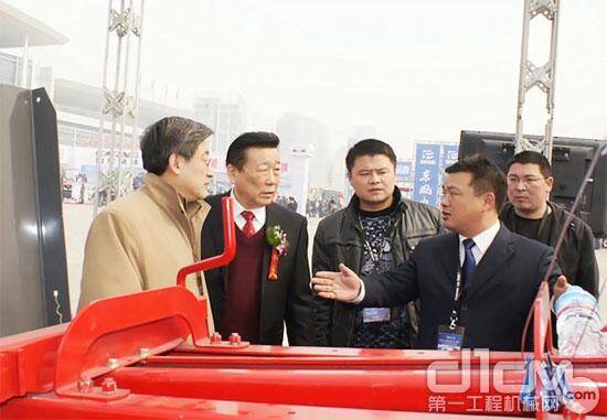 2012第七届中国（山东）国际装备制造业博览会举行