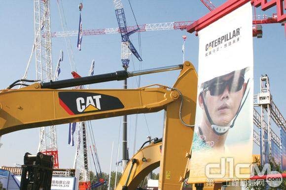 卡特彼勒 2010年 营业收入(2)