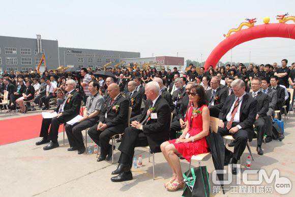 出席威猛(北京)商贸有限公司开业庆典的嘉宾
