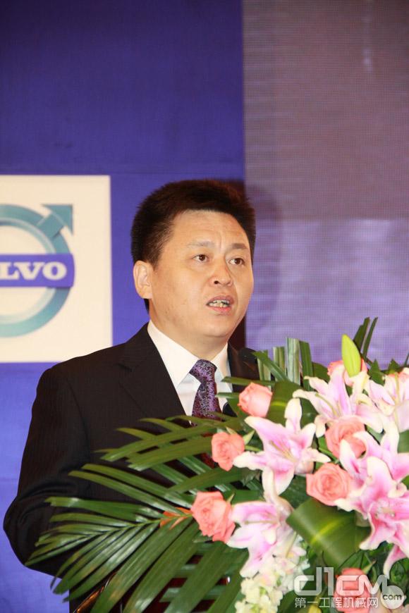 中国工程机械工业协会维修及再制造分会理事长杜海涛