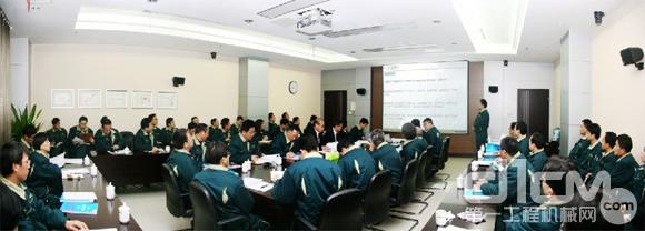 山推召开2012年精益生产项目验收达标会