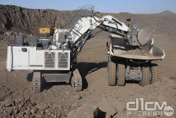利勃海尔机械服务（上海）有限公司R9350型矿用液压挖掘机
