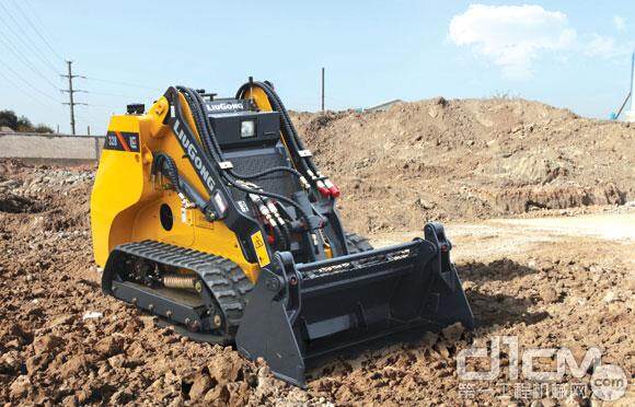 bauma 2013:柳工328迷你滑移装载机