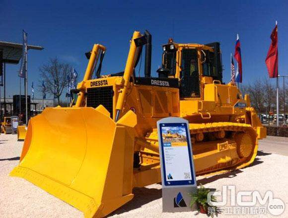 bauma 2013:柳工Dressta推土机