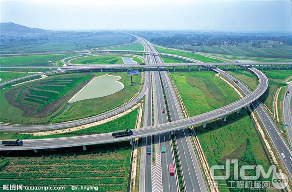 2013中国交通基础设施建设计划投资概览