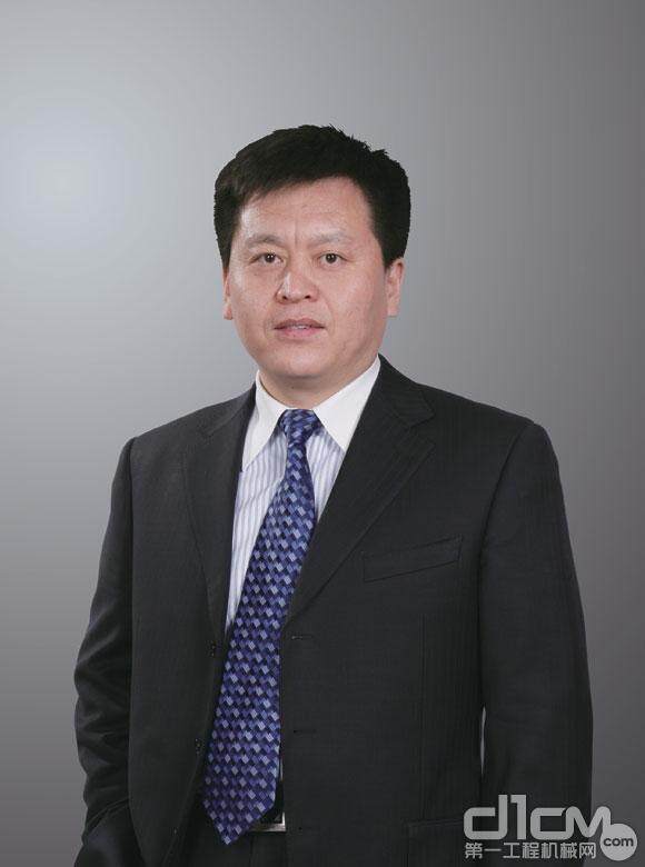杜海涛 中国工程机械工业协会代理商工作委员会会长