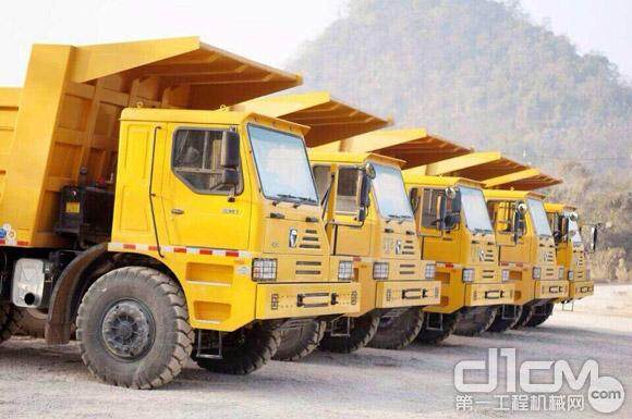 扎根异乡 徐工自重55 65吨矿用卡车批量出口泰国