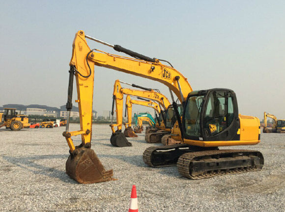 利氏兄弟北京10月16日无底价拍卖举行，图为JCB挖掘机