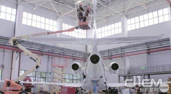 捷尔杰高空作业平台助力航空维修业发展
