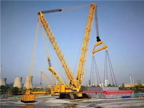 徐工XGC28000在北京永定河特大桥项目实现毫米级精度吊装