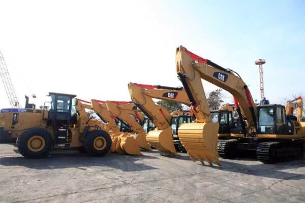 华北利星行机械与中交路建举行34台CAT及山