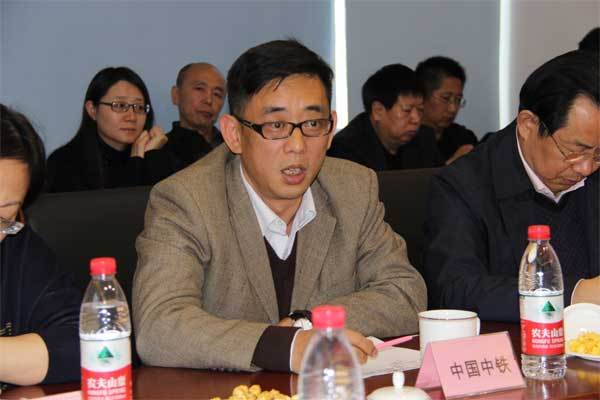 中国中铁设备管理部副部长周高飞