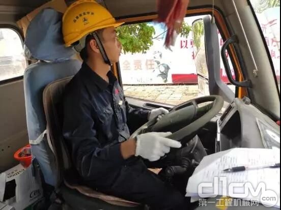 �������ϳ��鿴�豸