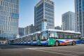 中国中车EU12纯电动公交车在青岛上线运行
