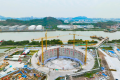 “定海神针”立珠江，徐工挑起超级工程建设大梁
