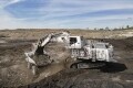 利勃海尔矿用挖掘机R 9300中标塞尔维亚紫金铜矿项目
