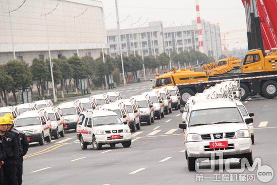 31辆服务车奔赴全国六大战区 践行三一起重机服务承诺