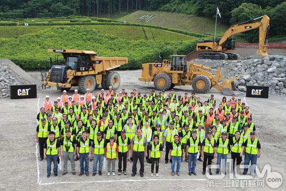 卡特彼勒在日本举办首届采石场客户体验