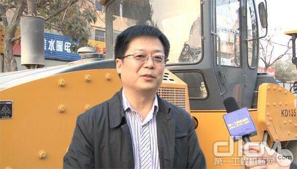 科泰重工市场总监李顺舟接受第一工程机械网记者采访