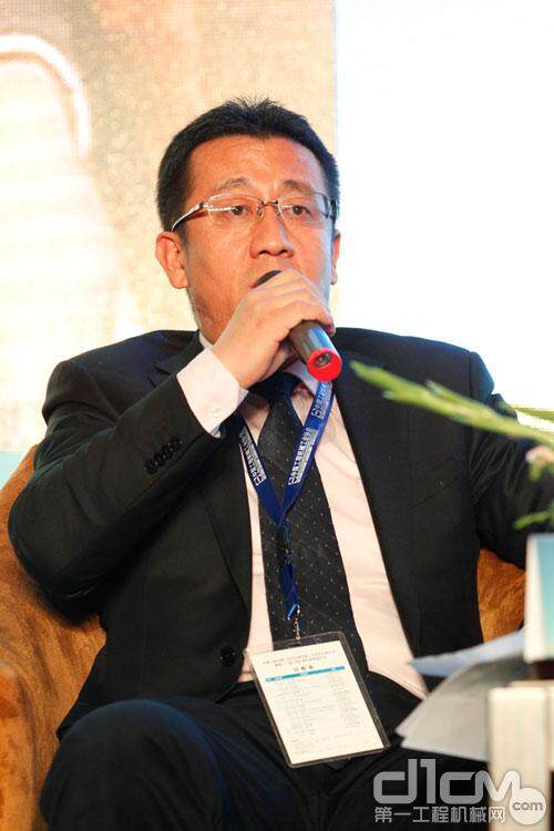 内蒙古北方重型汽车股份有限公司副总经理 邬青峰