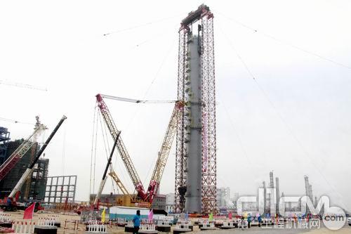 神宁集团2300吨MTP装置C3分离塔成功吊装