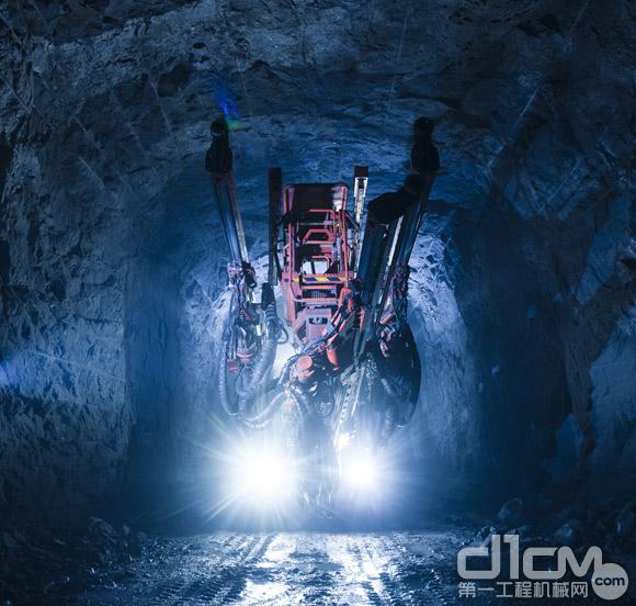山特维克矿山工程机械贸易（上海）有限公司DT1130i型全智能化地下凿岩台车