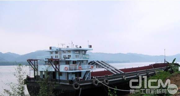 玉柴YC6C船机配套西江首台6000吨级货轮试航成功