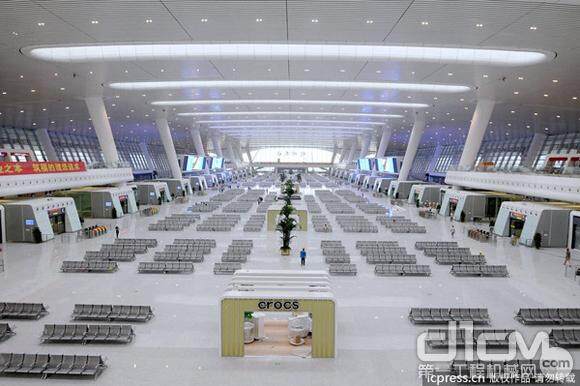 我国最大火车站——杭州东站 整装待发