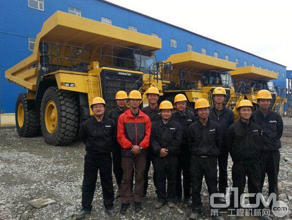中国首批小松HD785-7矿用卡车组装完成