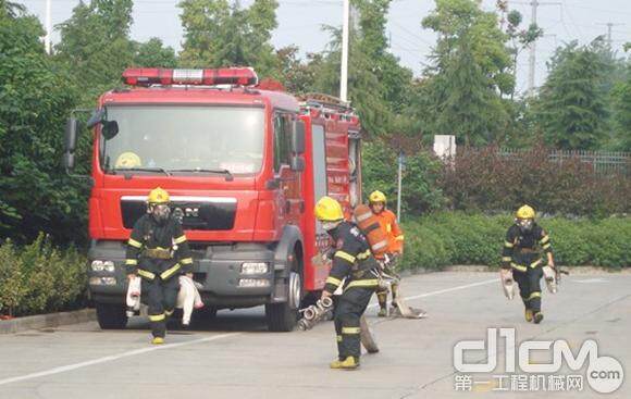 常林股份公司举办消防演练 保障生产安全