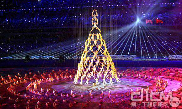 第二届夏季青年奥林匹克运动会幕式“筑梦之塔”