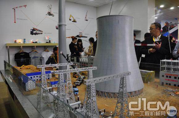 中联重科2014上海宝马展室内造型设计