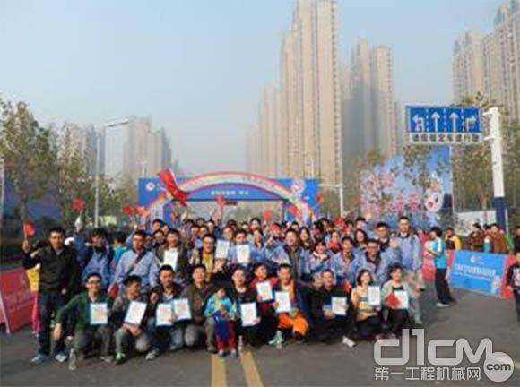 30余名日立建机上海有限公司员工参与本次赛事