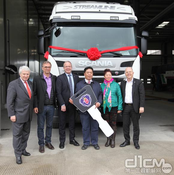 斯堪尼亚广州直营经销商交付第一百台卡车