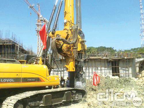 雷沃FR620D旋挖钻助力东南亚保障房建设 