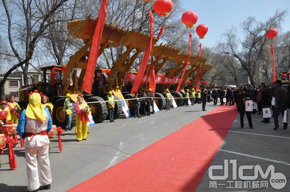 “山工机械，春雷行动” 青海春季展会活动纪实