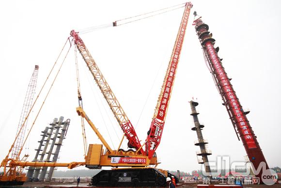 2000吨级履带吊武汉乙烯工程