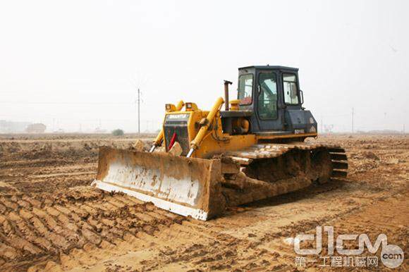 山推超湿地型推土机获“中国工程机械行业热租产品”称号