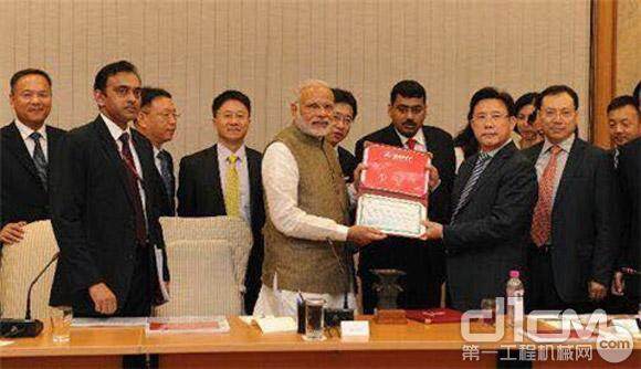 印度总理莫迪会见梁稳根等中国企业家