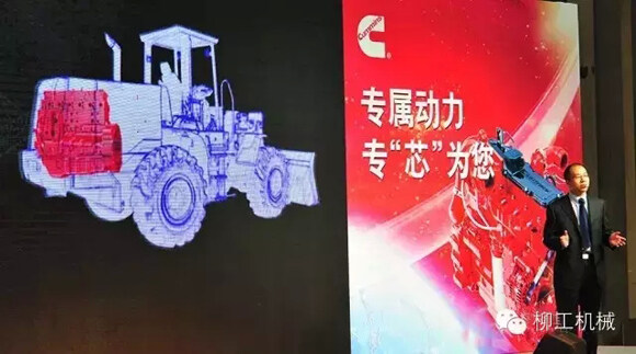 康明斯发动机技术支持总工刘雄介绍康明斯QSL9.3非道路国三发动机