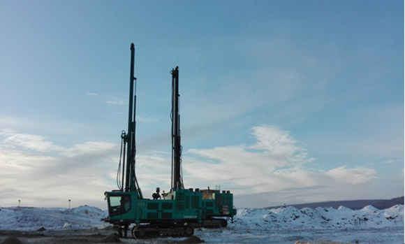 山河智能SWD200潜孔钻机在哈巴罗夫斯克边疆区矿山施工